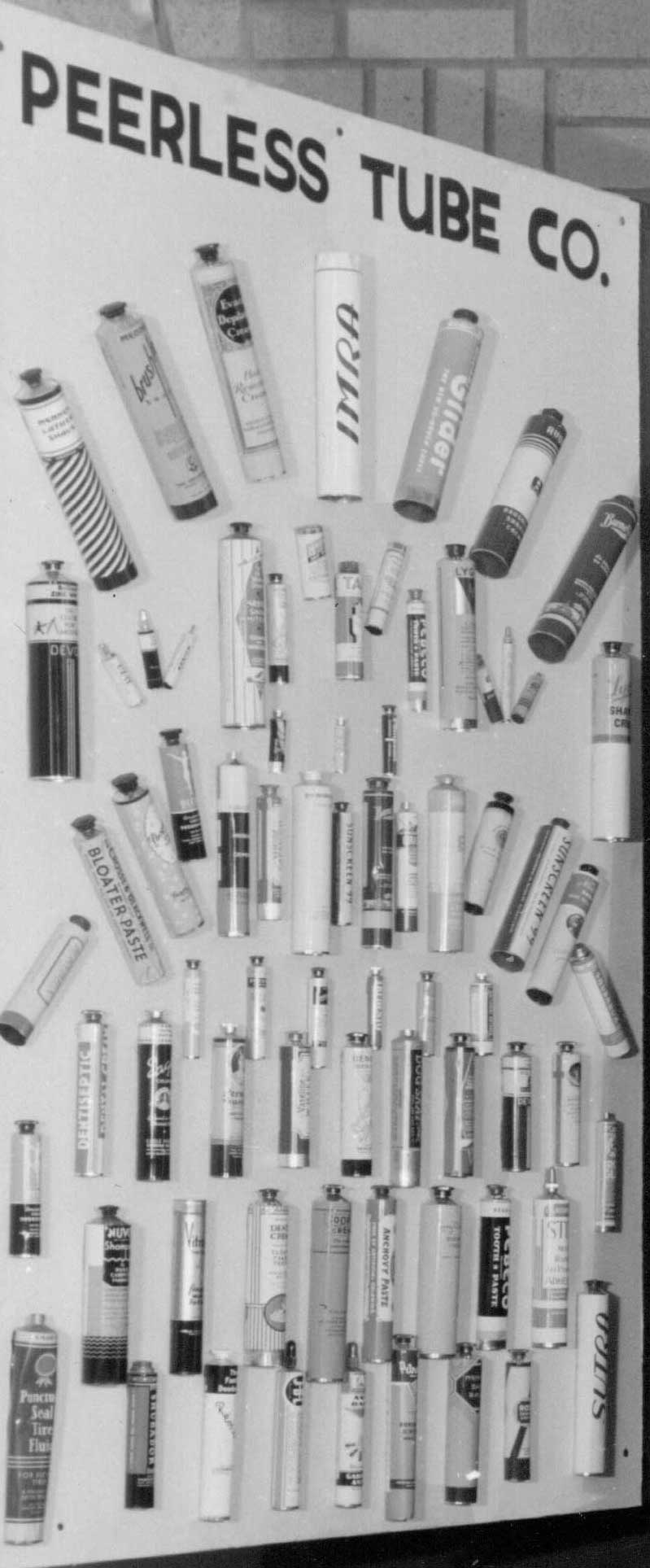 Peerless Tube - detail