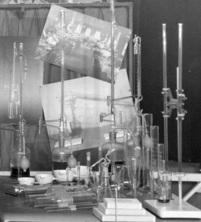 Scientific Glass - detail
