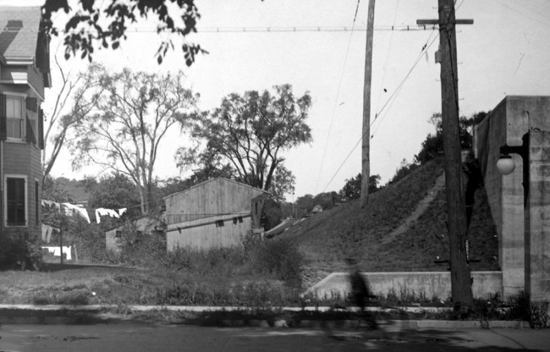 DL&W Railroad Embankment