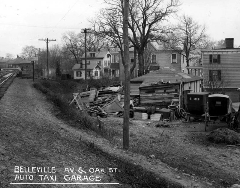 Belleville Avenue &amp; Oak Street Auto Taxi Garage