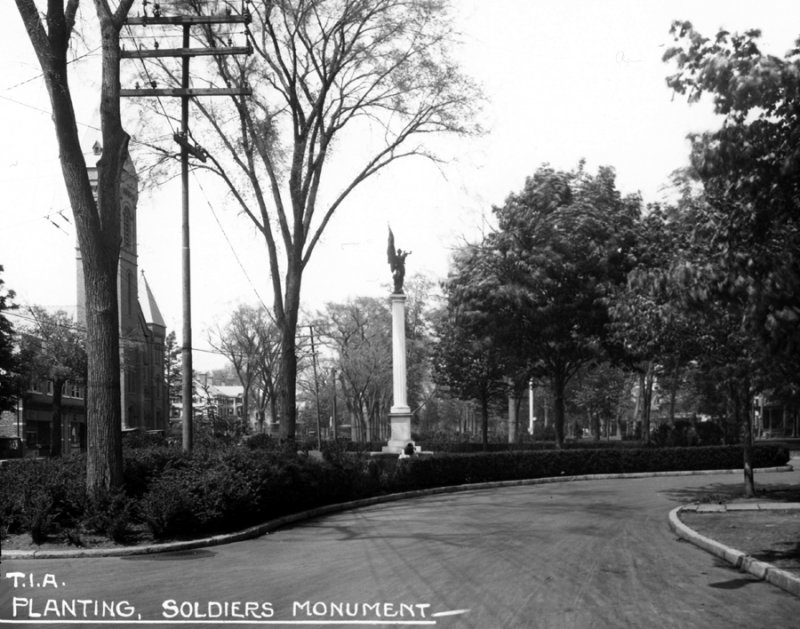 TIA Planting, Soldiers Monument